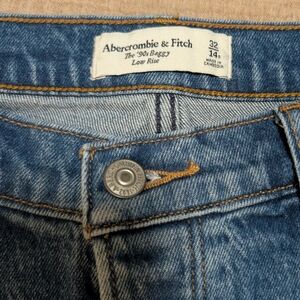 90s low rise baggy jean